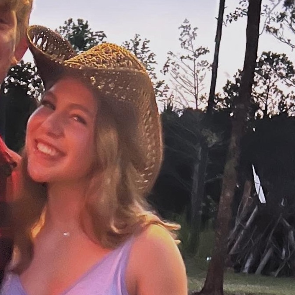 Meet your Posher, Lulu